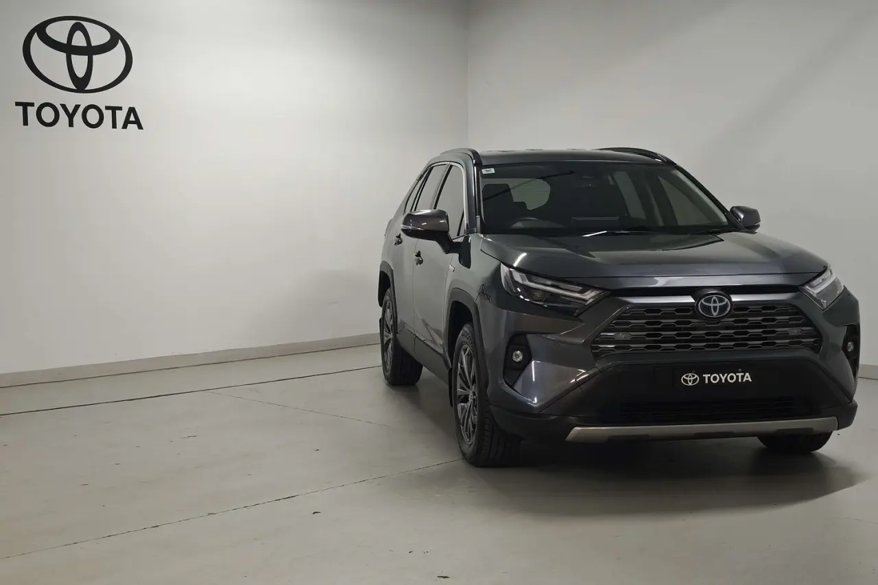 2024 Toyota RAV4 Gallery Image 2
