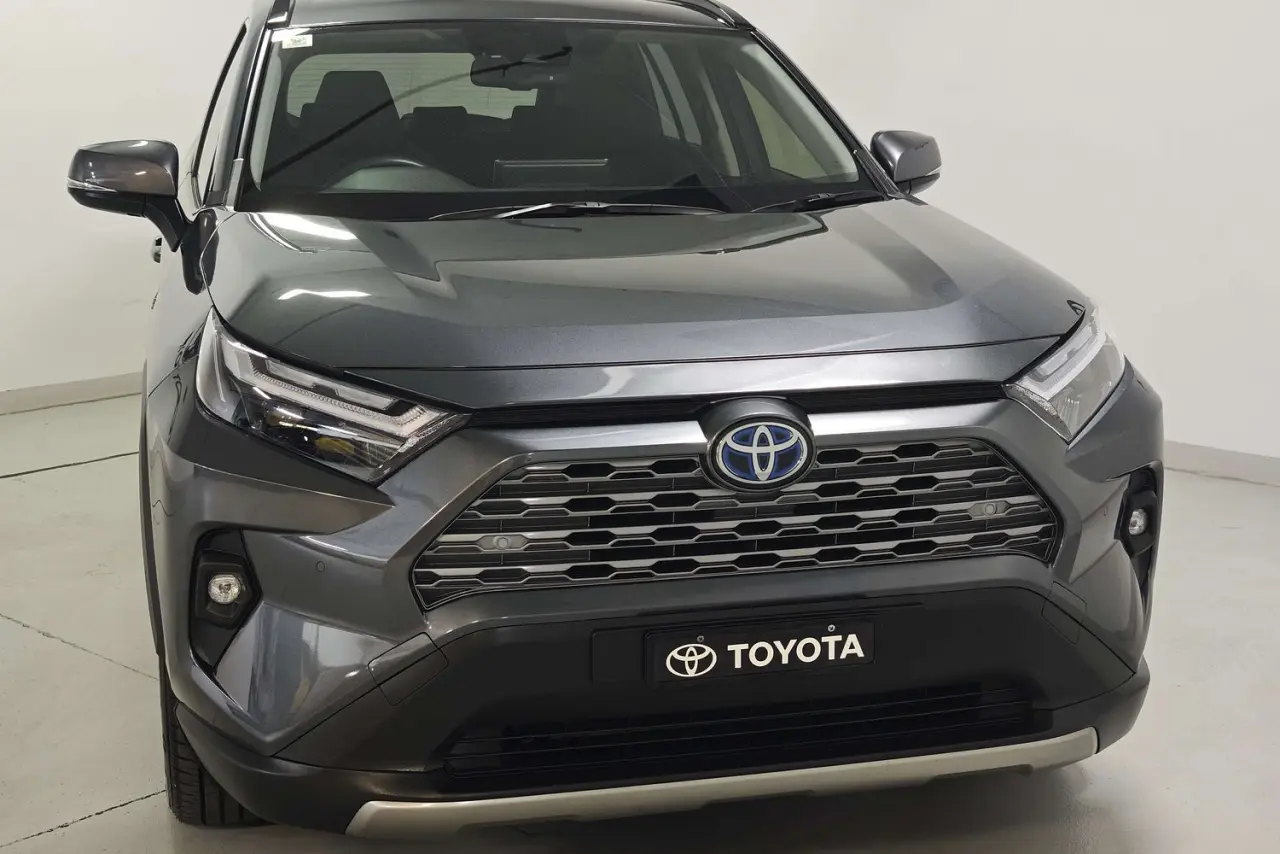 2024 Toyota RAV4 Gallery Image 3