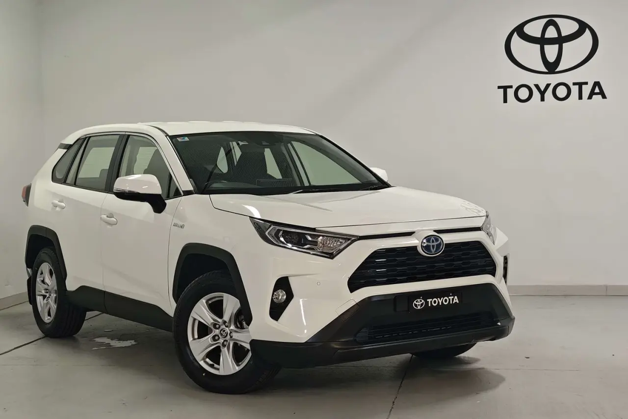 2021 Toyota RAV4 Gallery Image 1