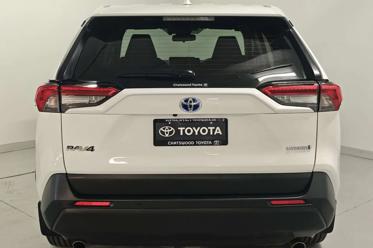 2022 Toyota RAV4 Gallery Image 8