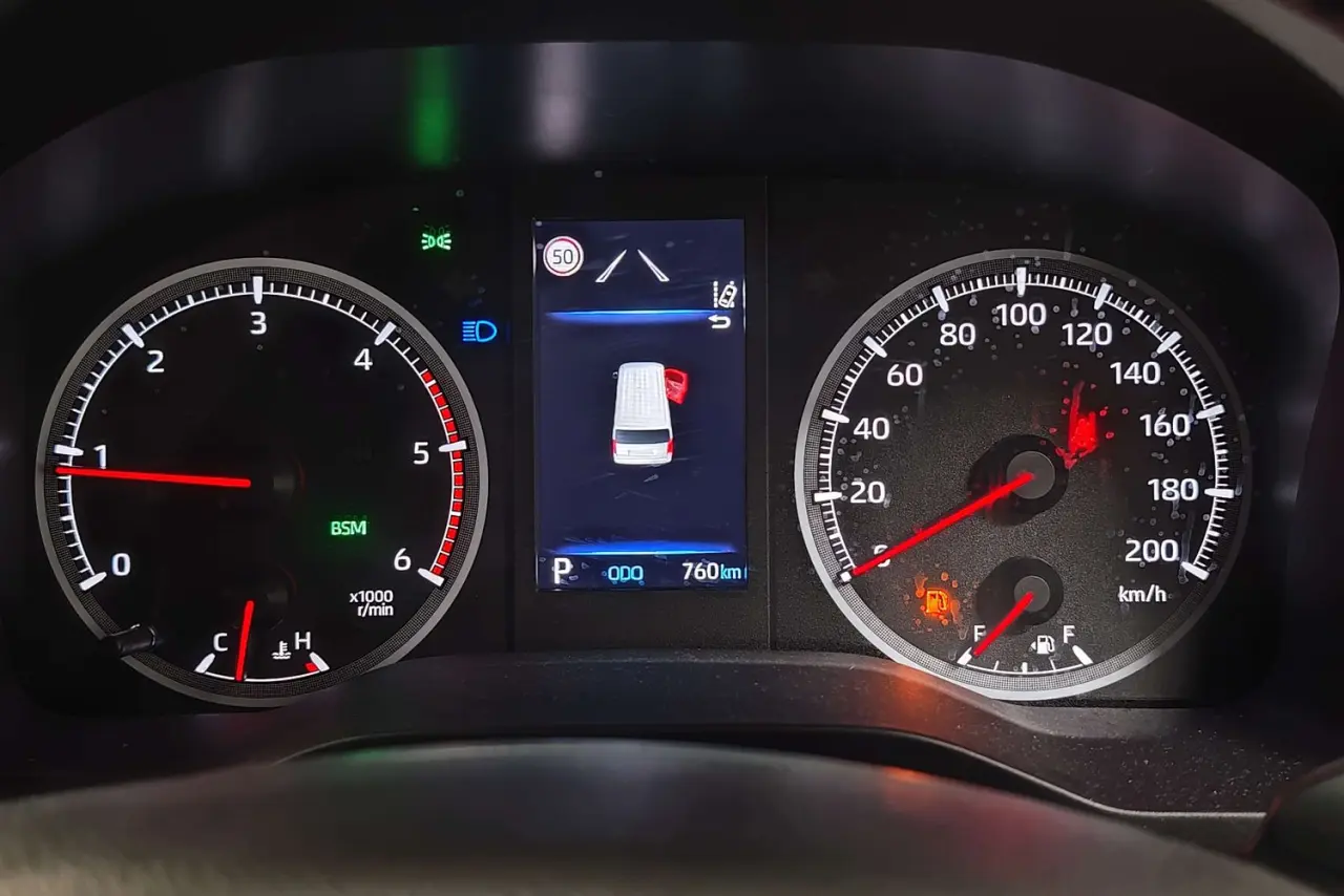 2024 Toyota Hiace Gallery Image 19