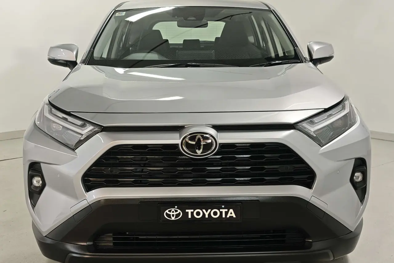 2025 Toyota RAV4 Gallery Image 3