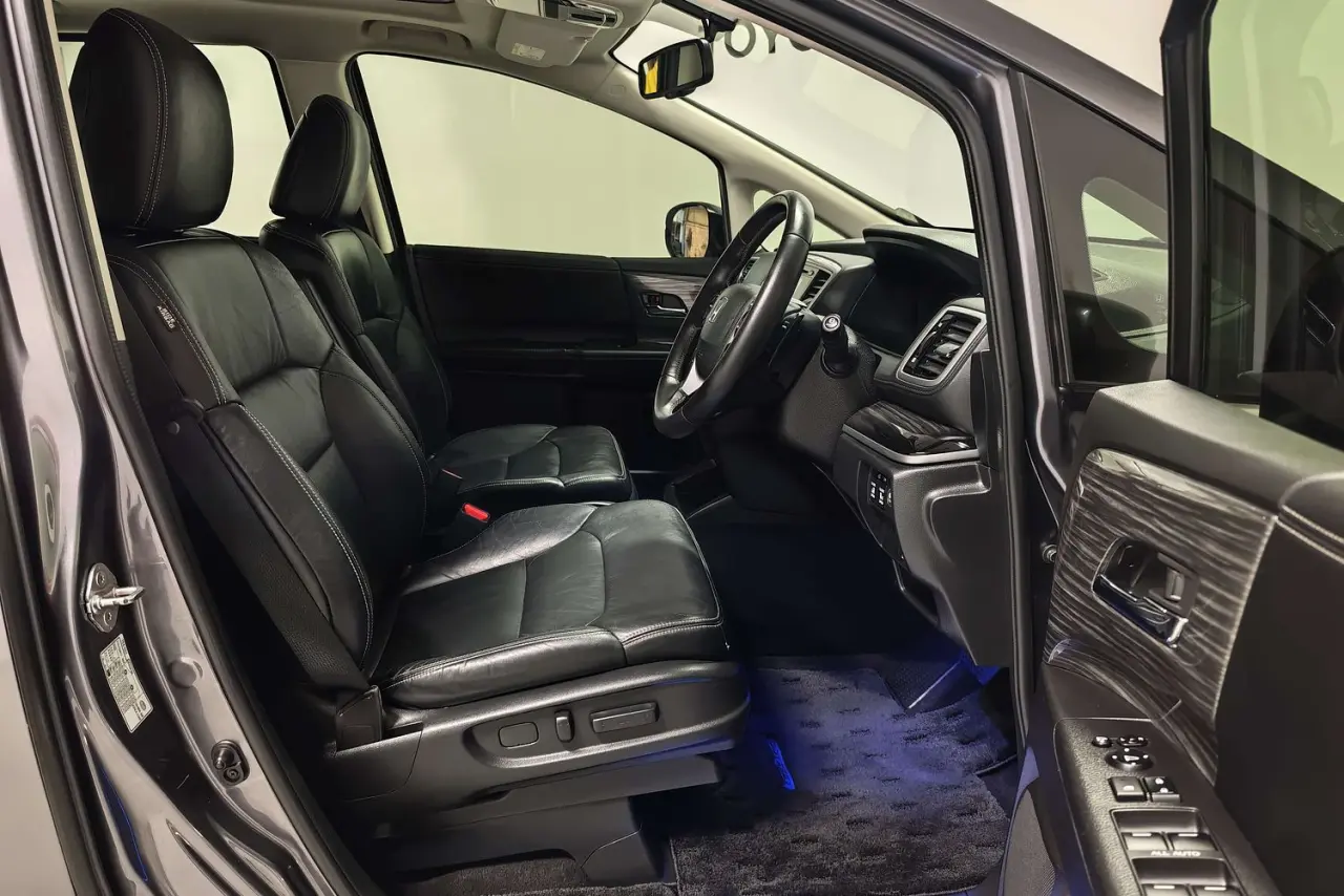 2015 Honda Odyssey Gallery Image 10