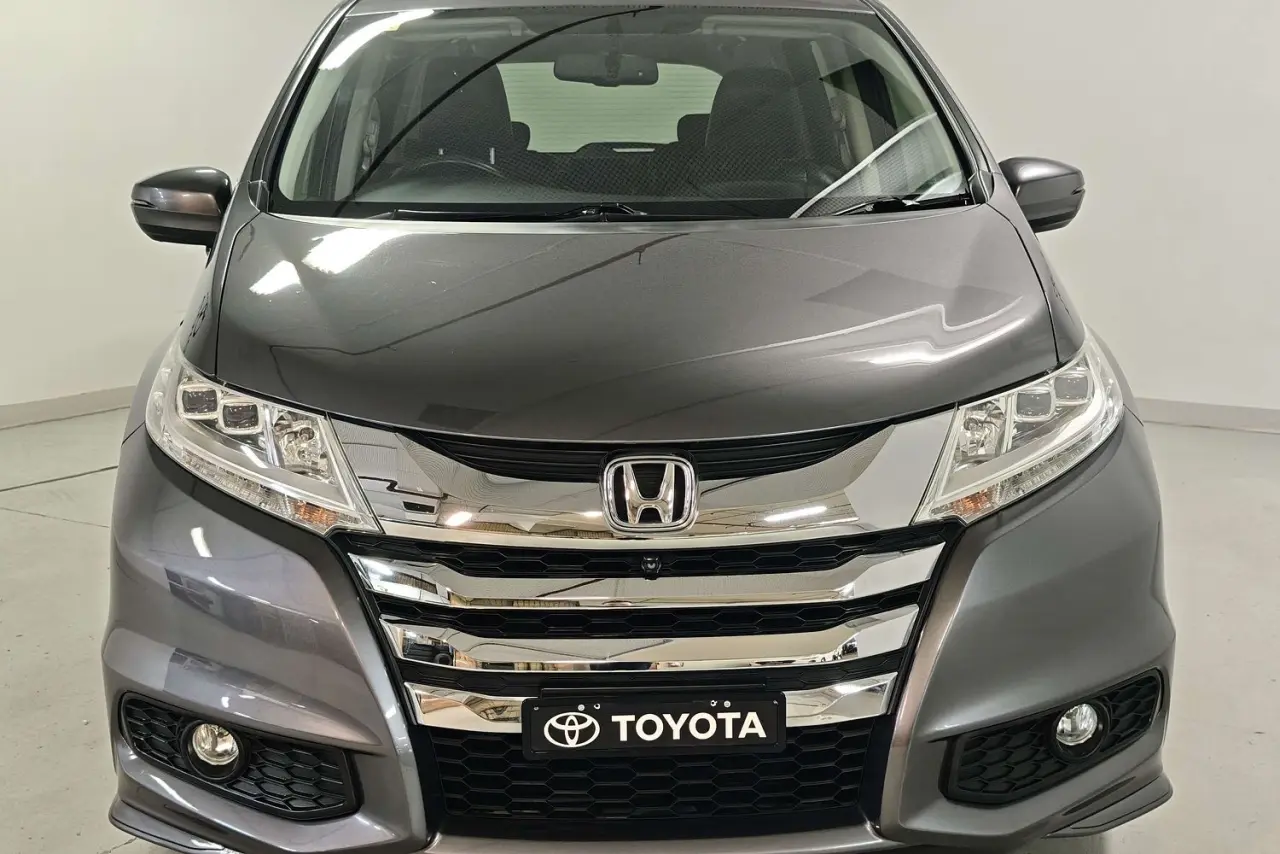 2015 Honda Odyssey Gallery Image 3