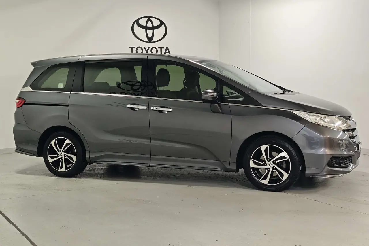 2015 Honda Odyssey Gallery Image 4