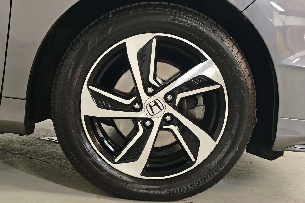 2015 Honda Odyssey Gallery Image 5