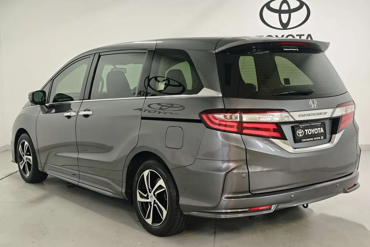 2015 Honda Odyssey Gallery Image 6
