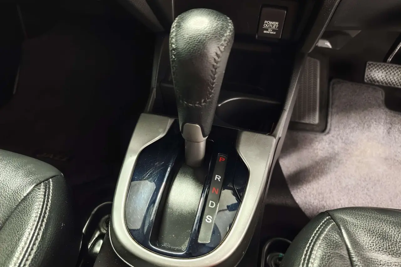 2017 Honda Jazz Gallery Image 19