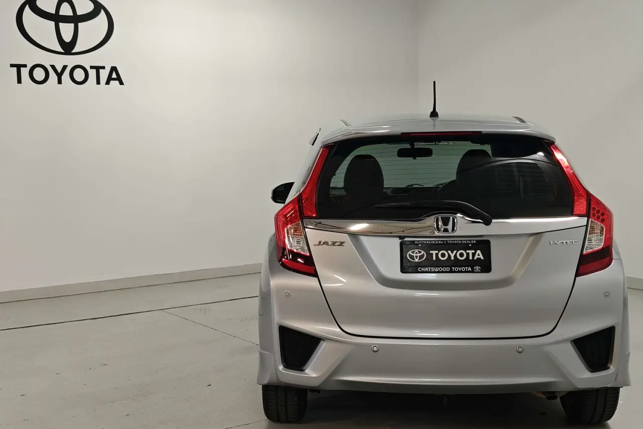 2017 Honda Jazz Gallery Image 7