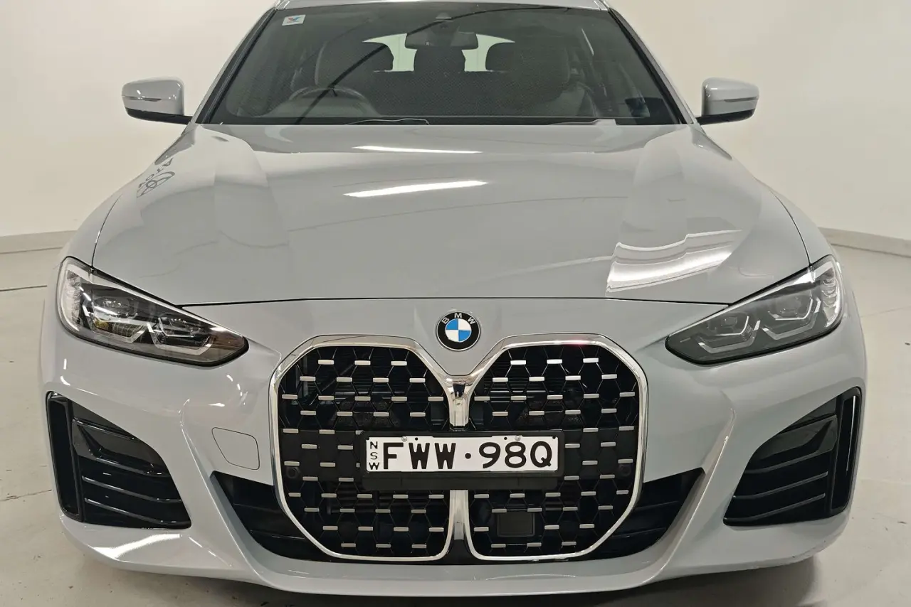 2022 BMW 4 Series Gallery Image 3