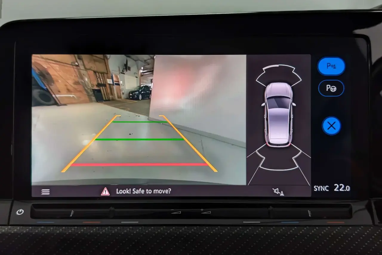 2022 Volkswagen Golf Gallery Image 20