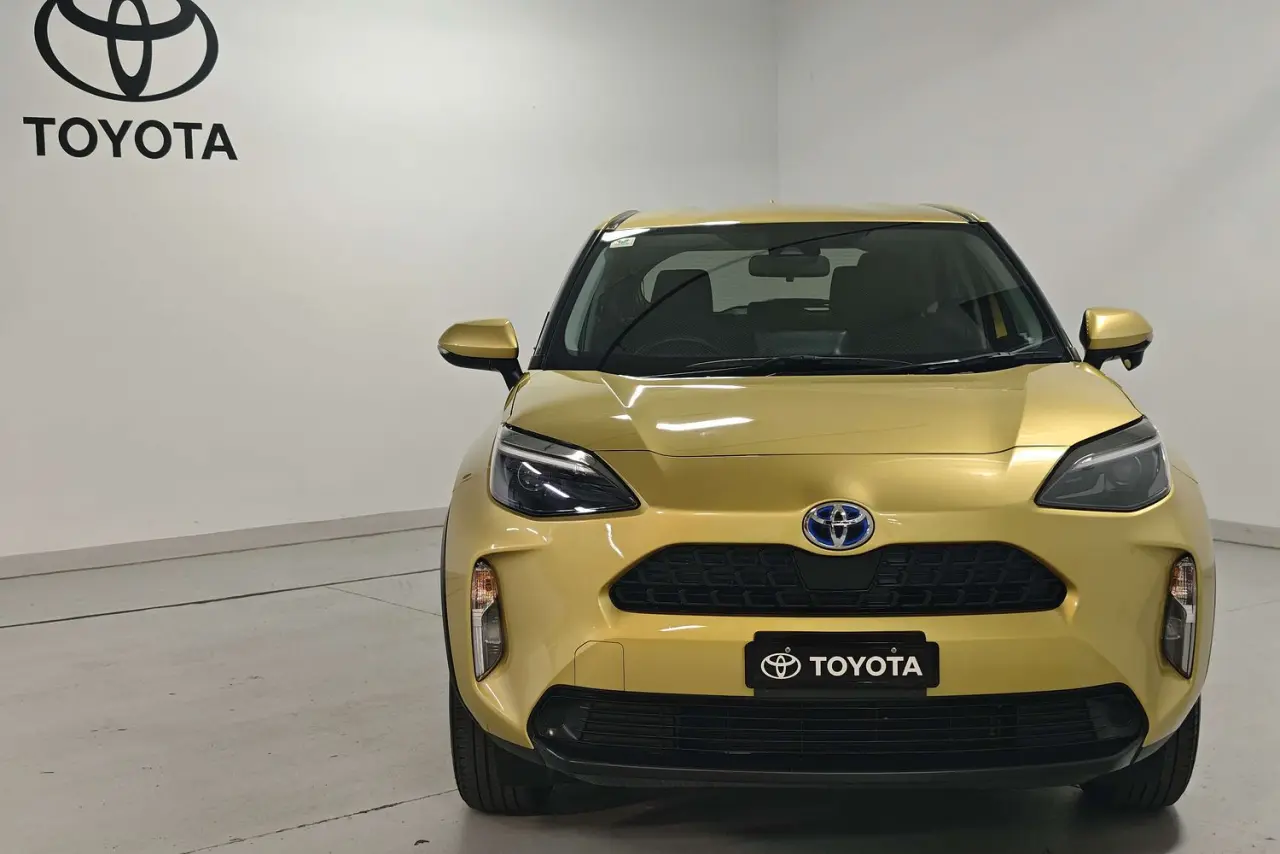 2023 Toyota Yaris Cross Gallery Image 2