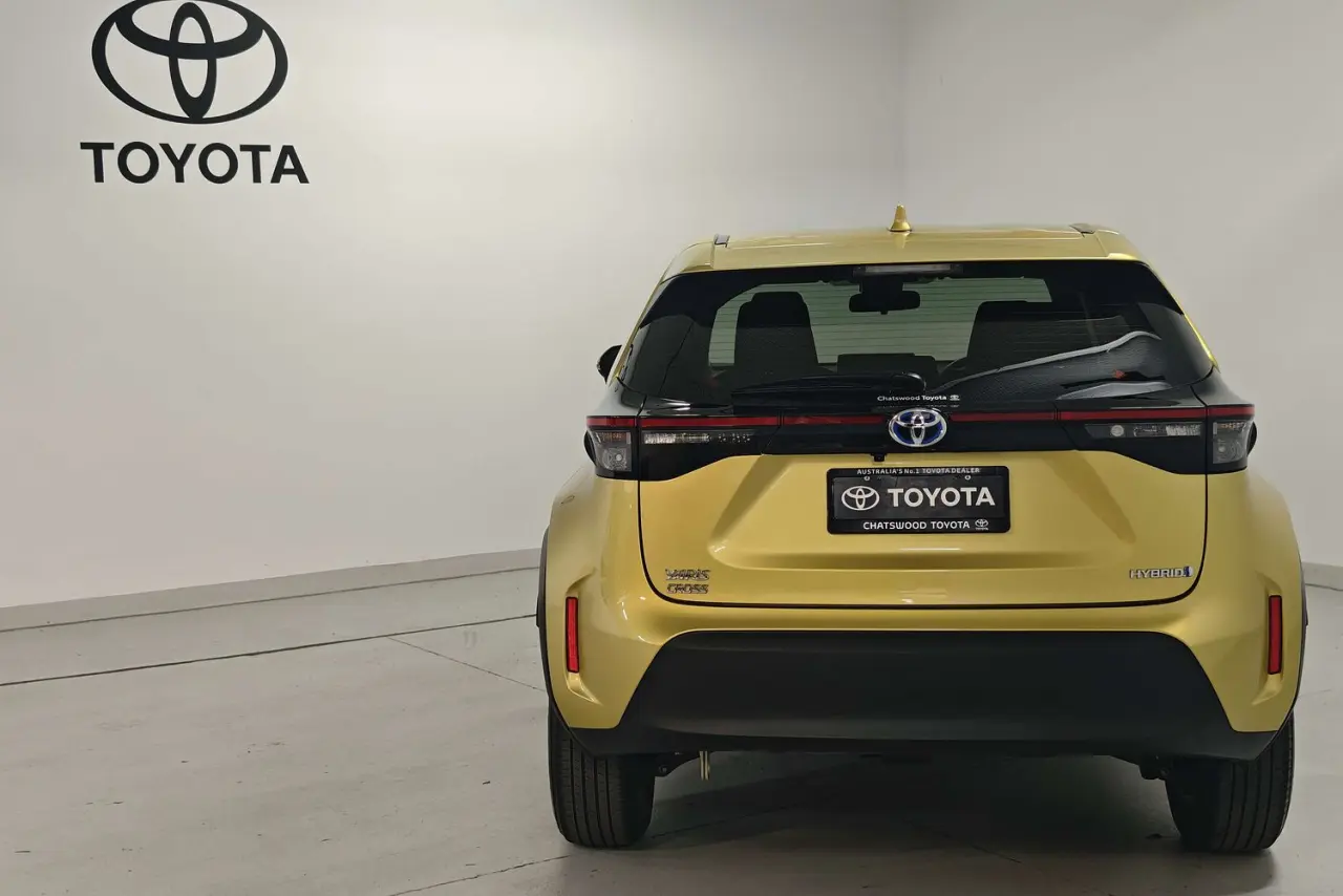 2023 Toyota Yaris Cross Gallery Image 7