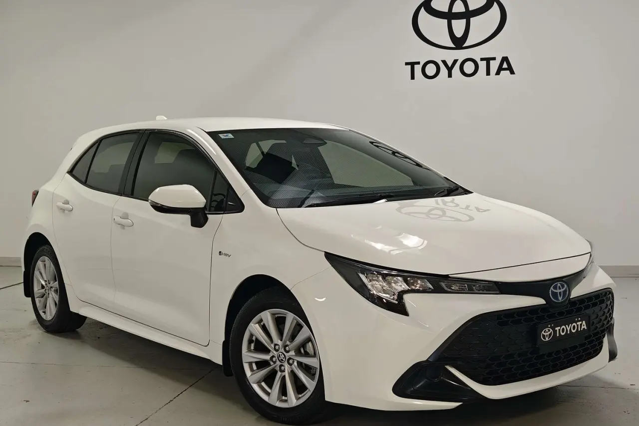 2024 Toyota Corolla Gallery Image 1
