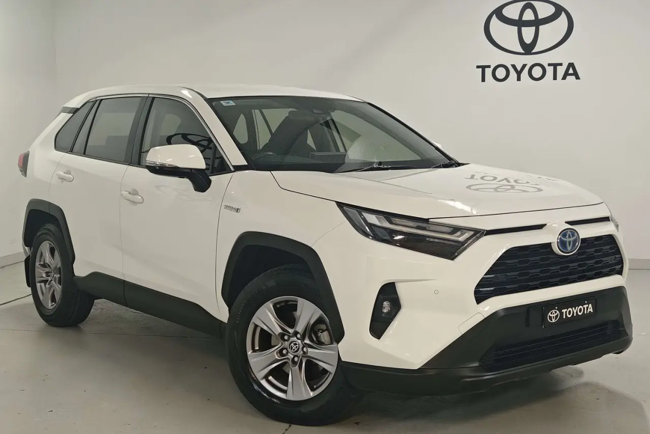 2022 Toyota RAV4 Gallery Image 1