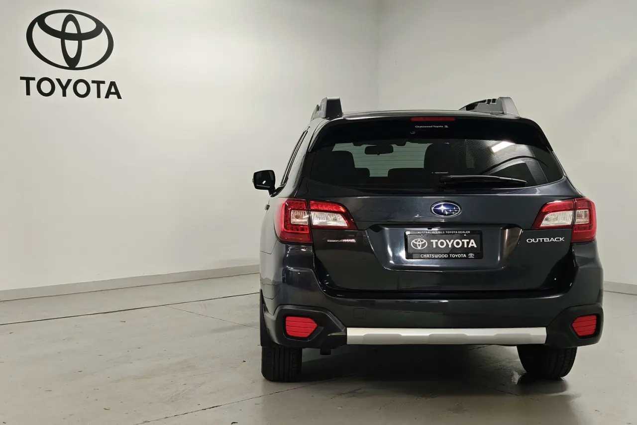 2017 Subaru Outback Gallery Image 7