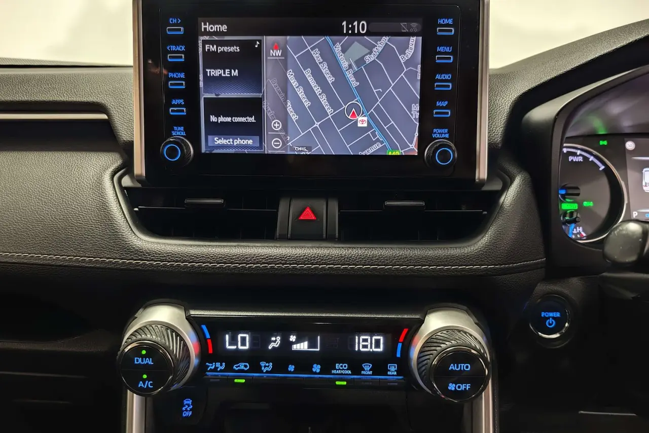 2022 Toyota RAV4 Gallery Image 18