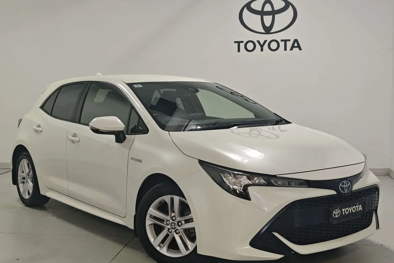 2019 Toyota Corolla Gallery Image 1