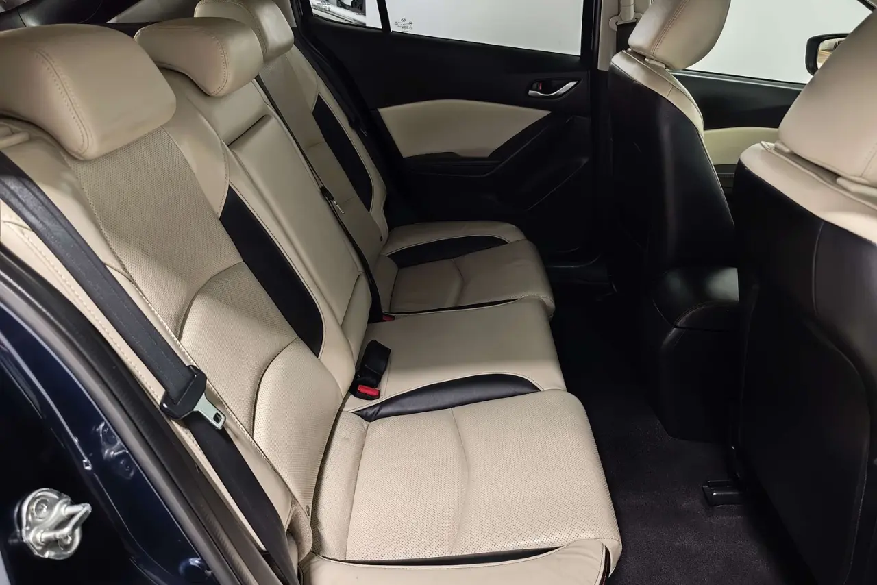 2014 Mazda 3 Gallery Image 11