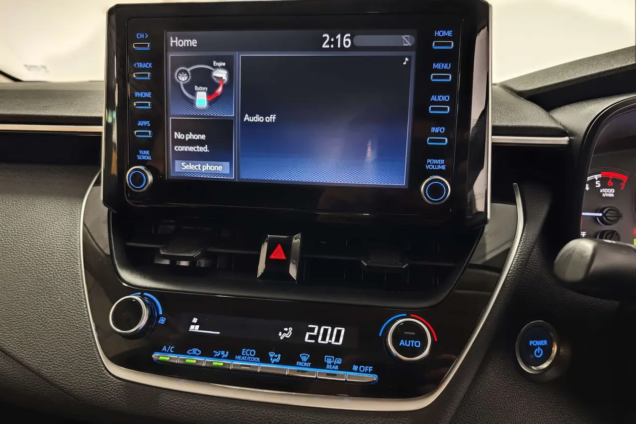 2022 Toyota Corolla Gallery Image 18