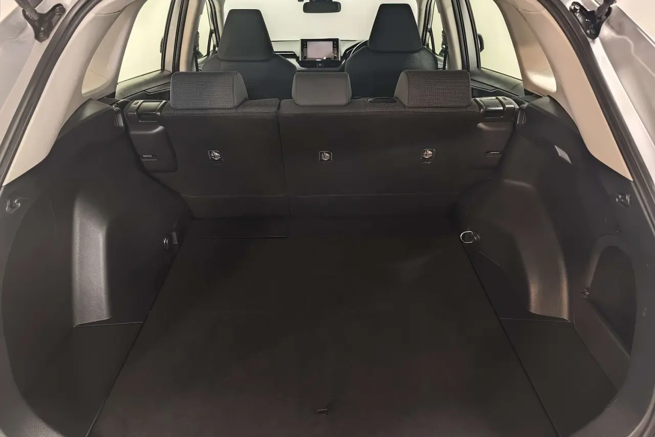 2022 Toyota RAV4 Gallery Image 12