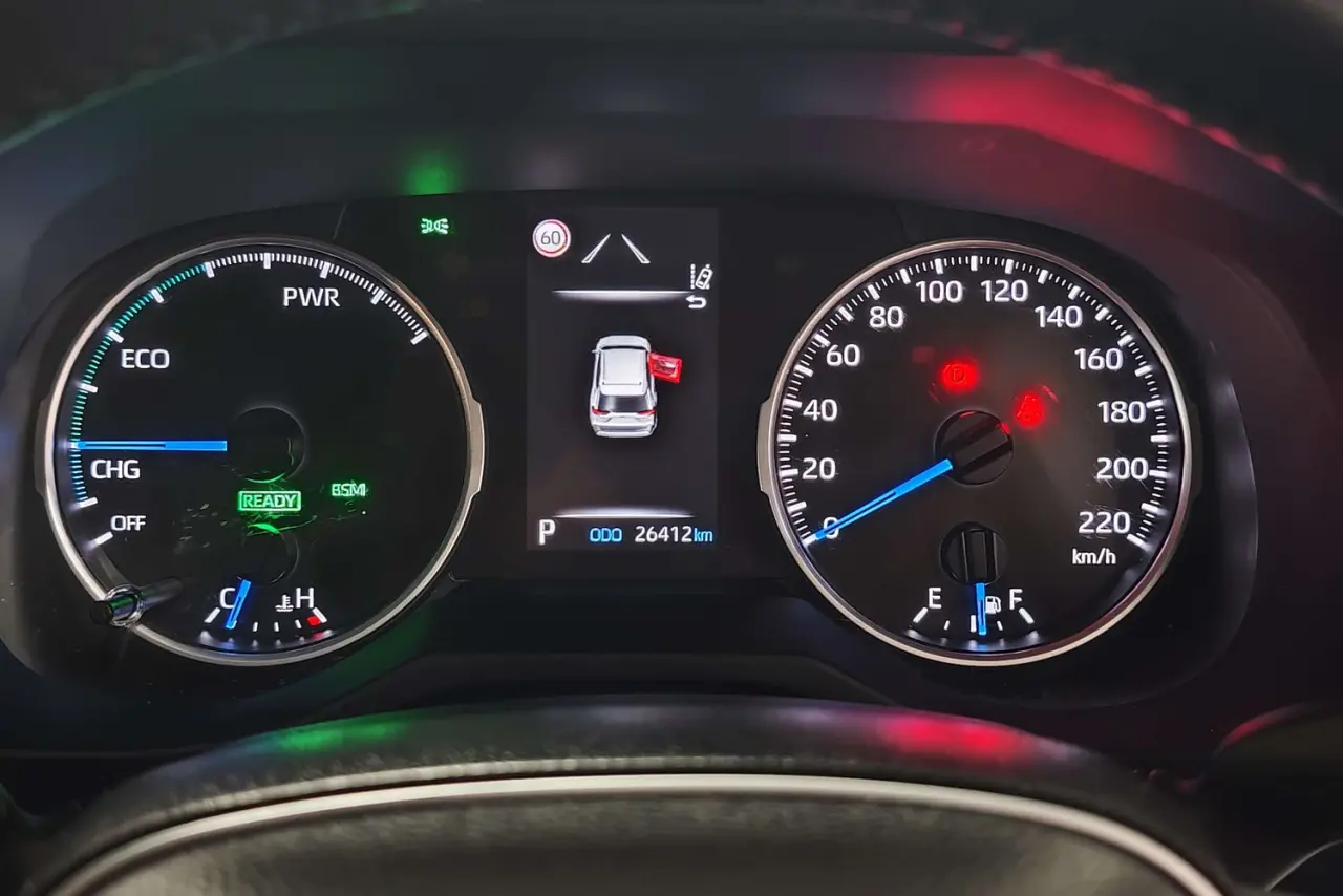 2022 Toyota RAV4 Gallery Image 17