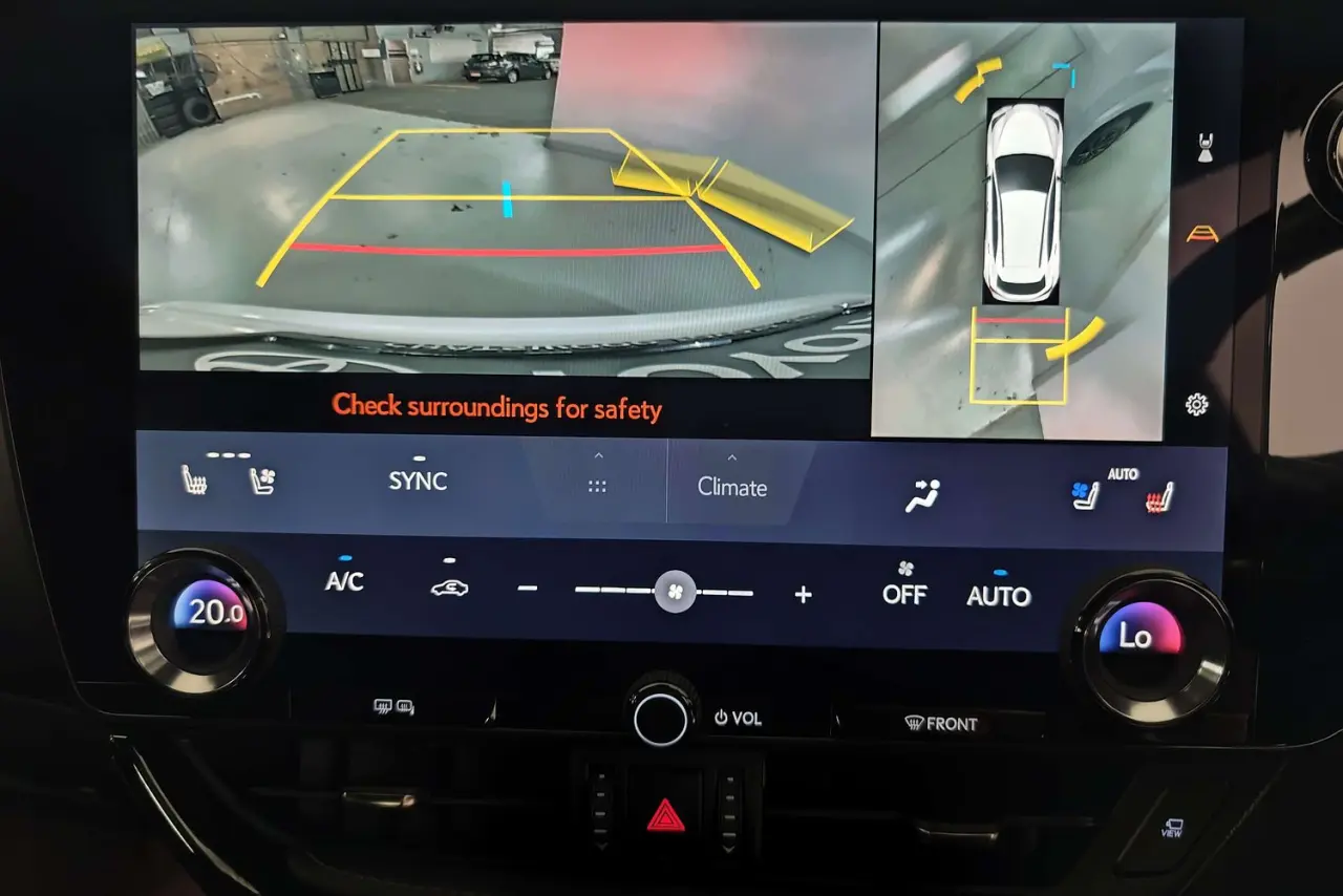 2025 Lexus NX Gallery Image 20