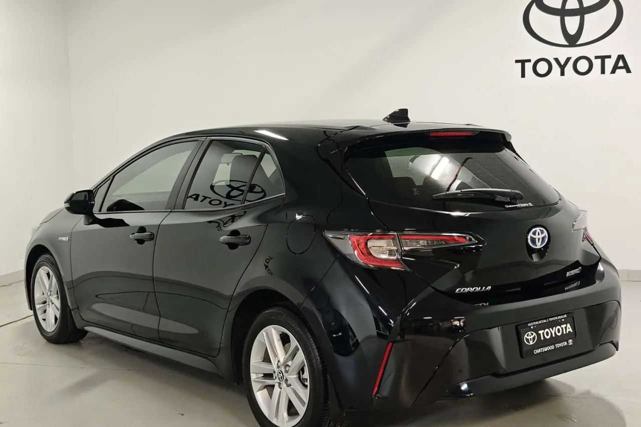 2021 Toyota Corolla Gallery Image 6