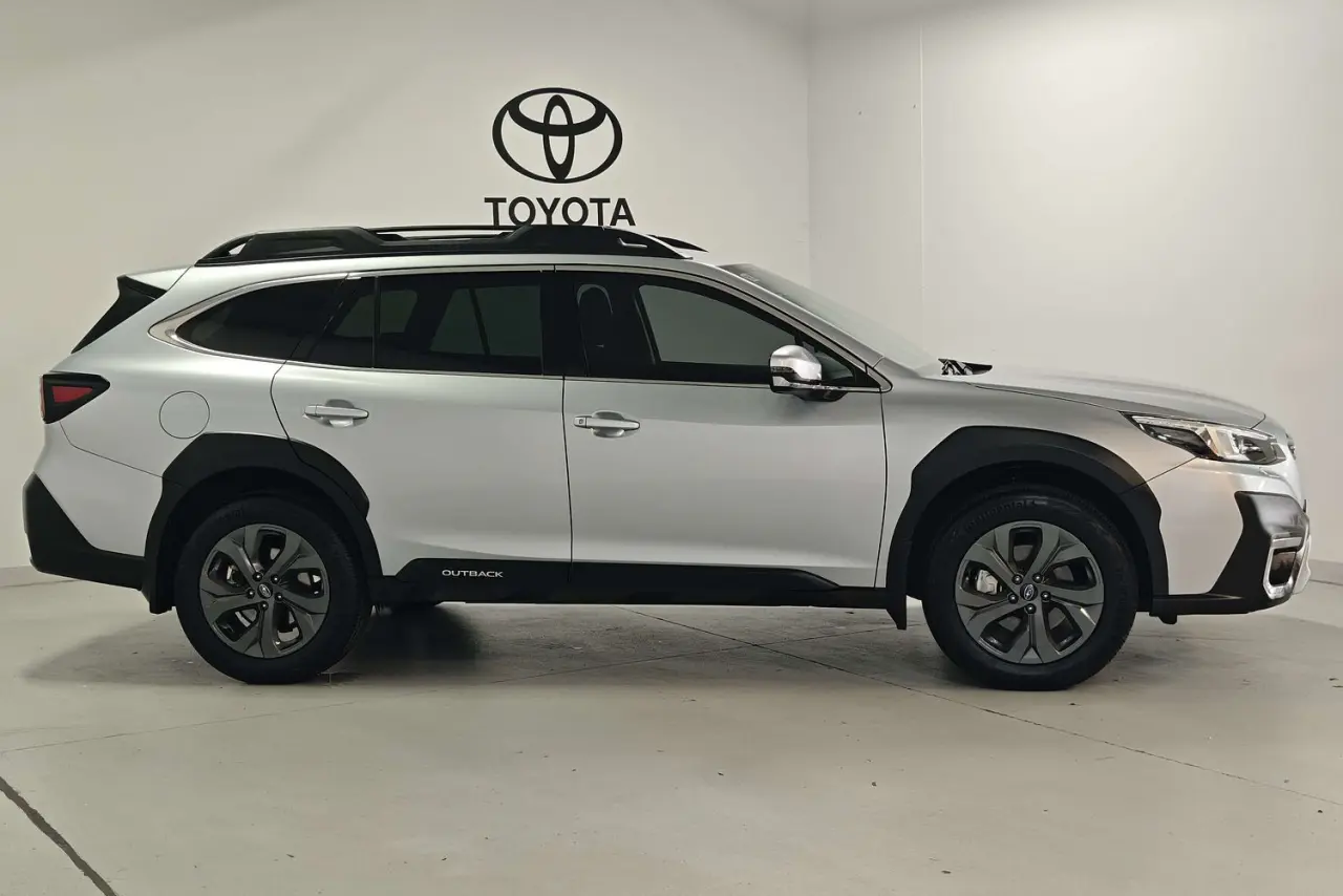 2022 Subaru Outback Gallery Image 4