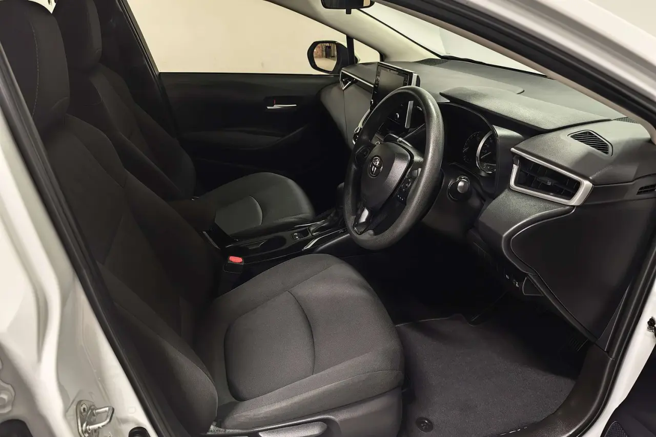 2022 Toyota Corolla Gallery Image 10