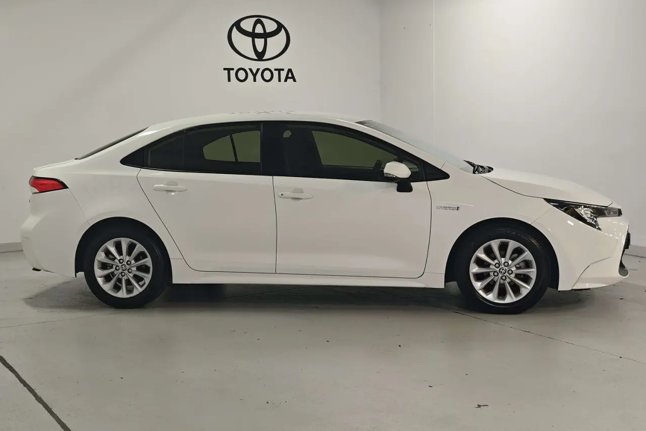2022 Toyota Corolla Gallery Image 4
