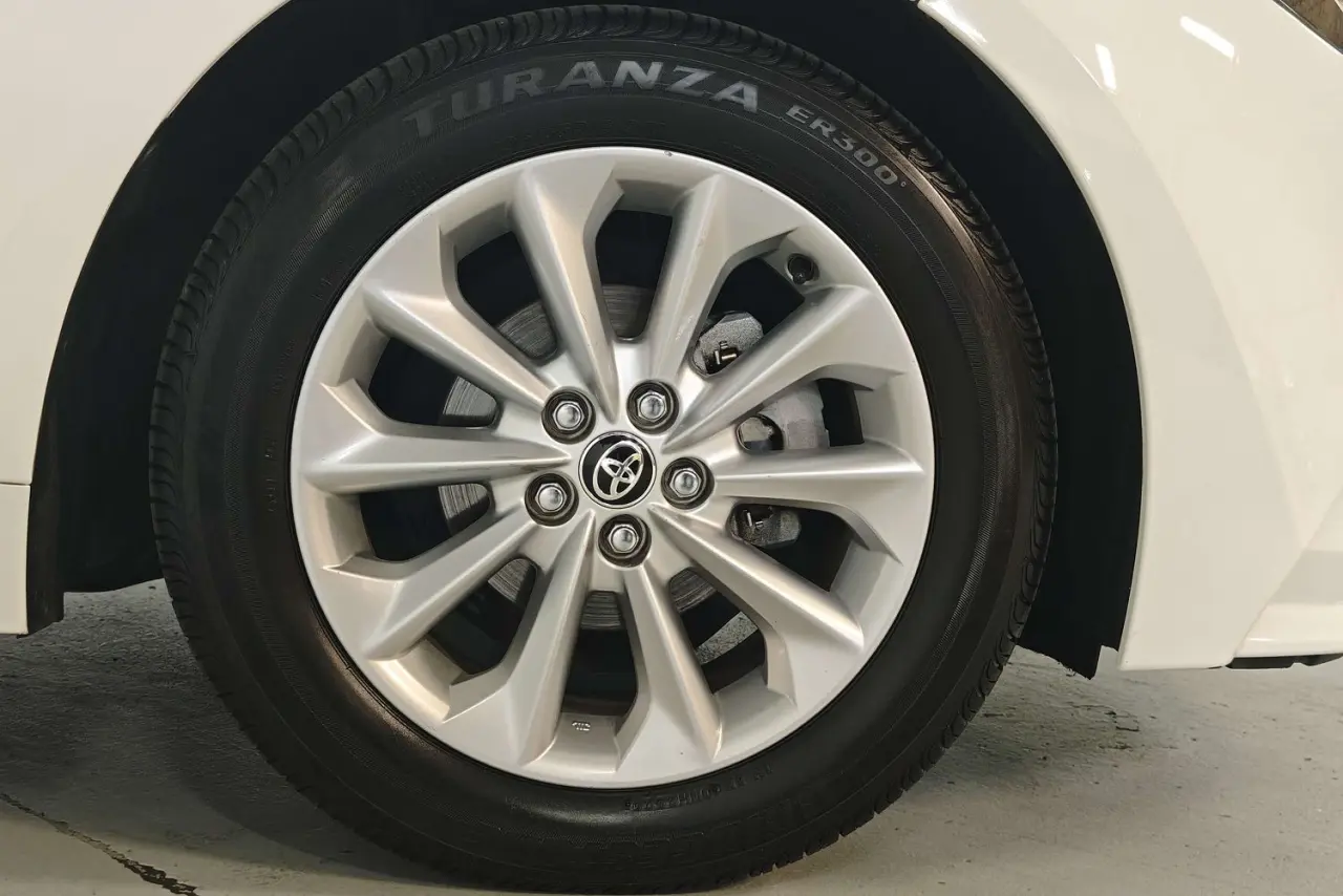 2022 Toyota Corolla Gallery Image 5