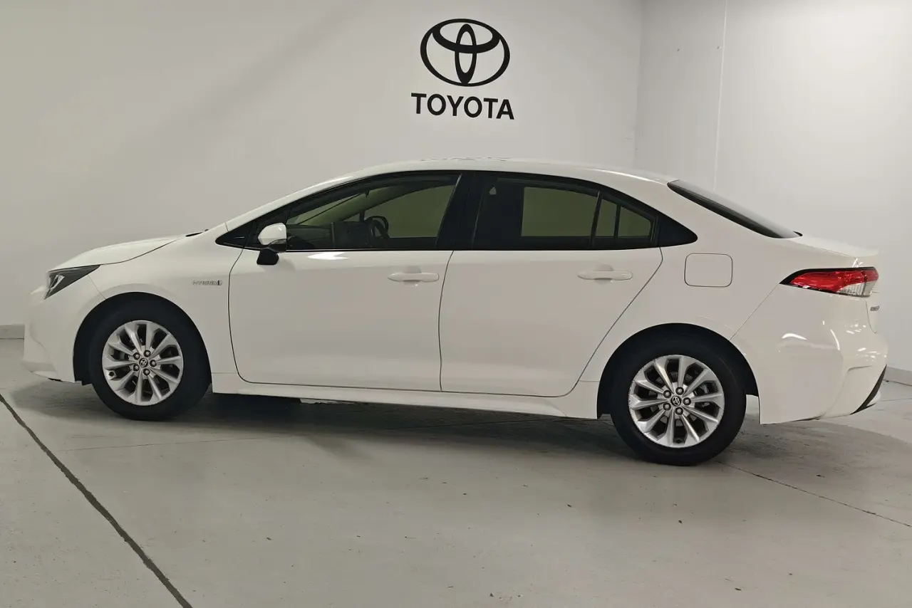 2022 Toyota Corolla Gallery Image 9