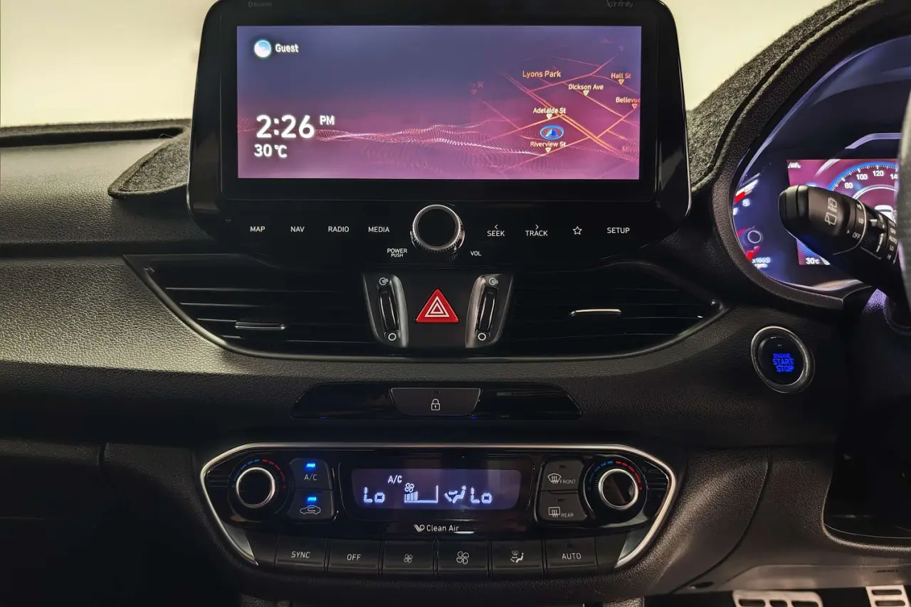 2021 Hyundai i30 Gallery Image 18