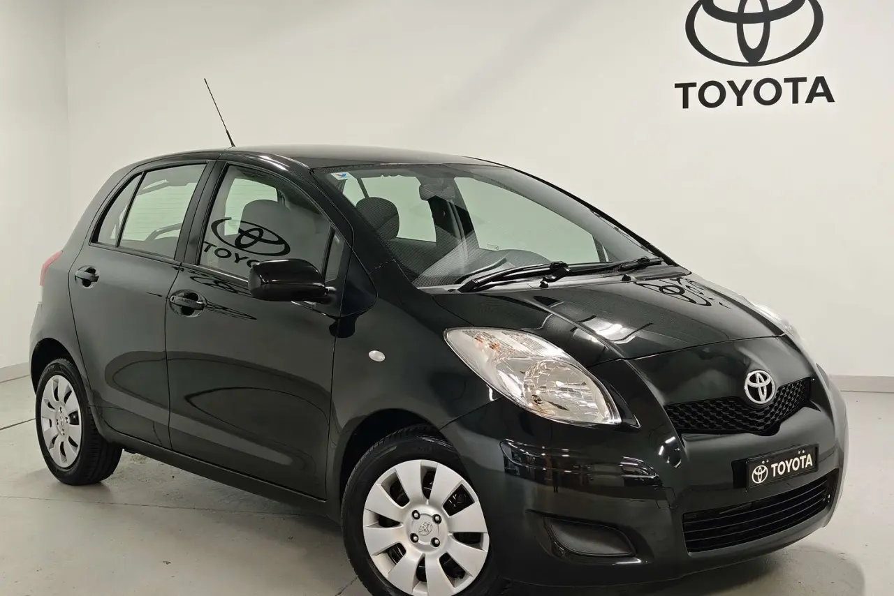 2009 Toyota Yaris Gallery Image 1