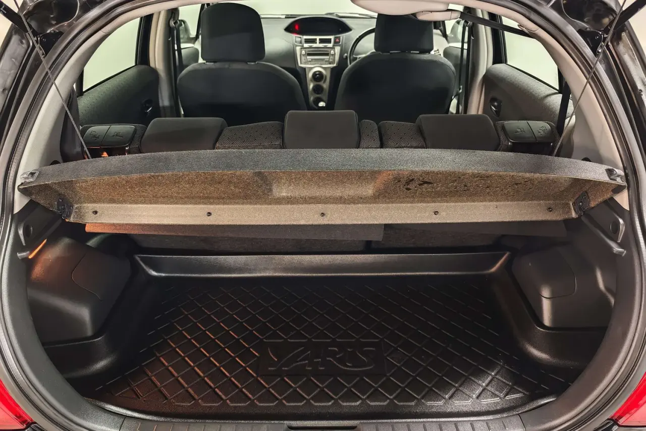 2009 Toyota Yaris Gallery Image 12