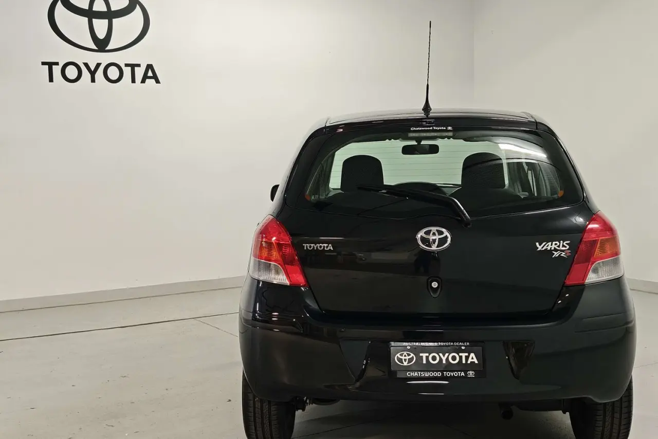 2009 Toyota Yaris Gallery Image 7