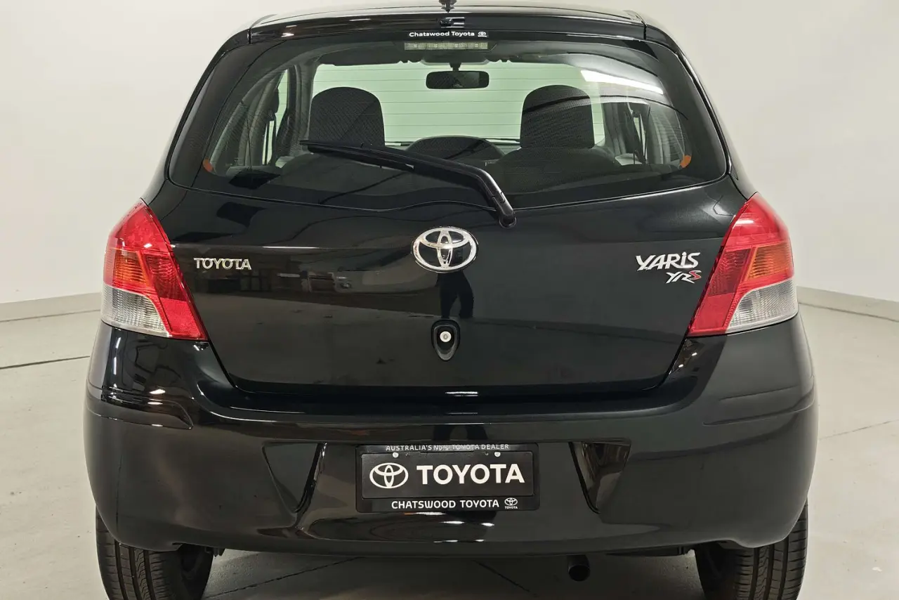 2009 Toyota Yaris Gallery Image 8