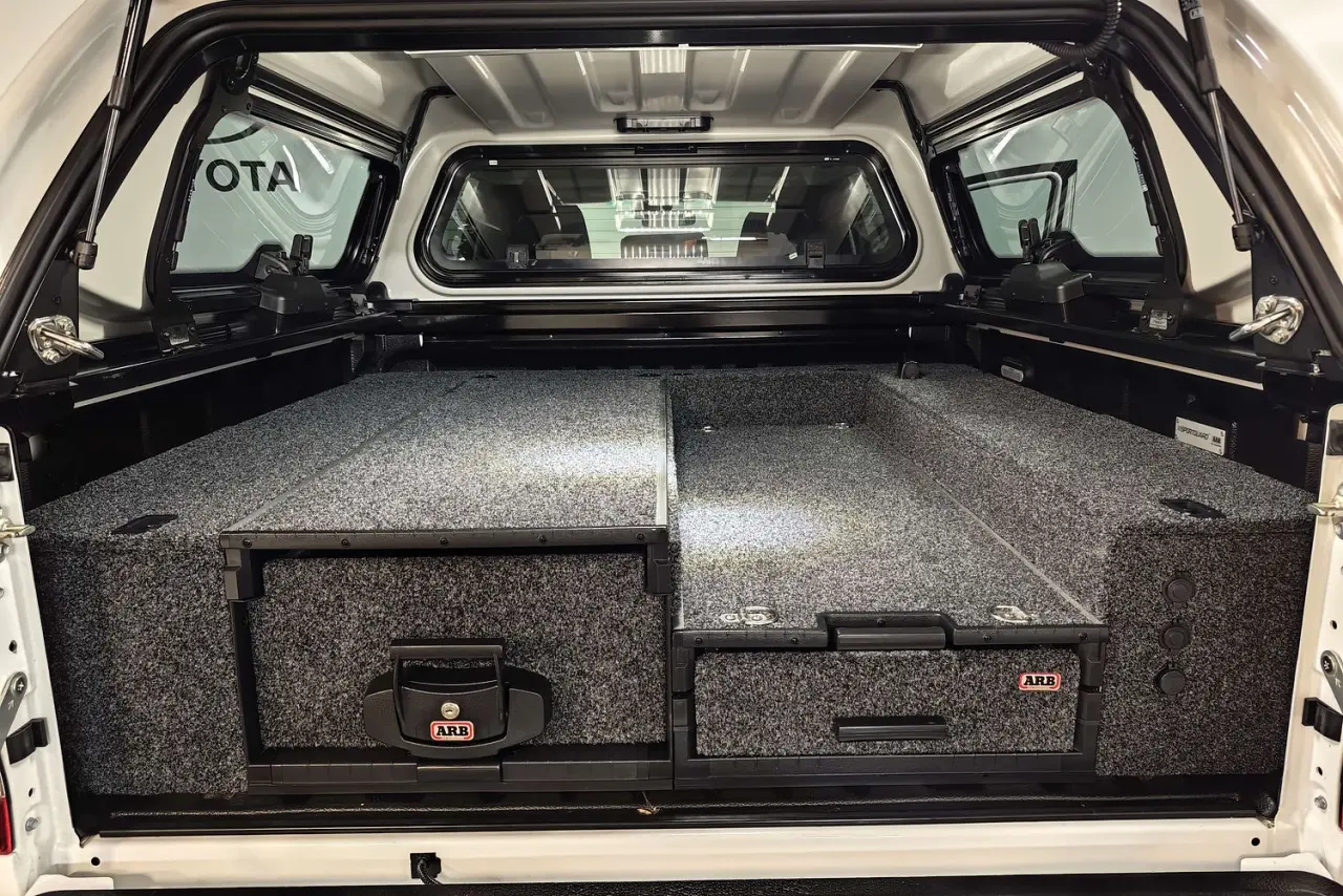 2023 Toyota Hilux Gallery Image 12