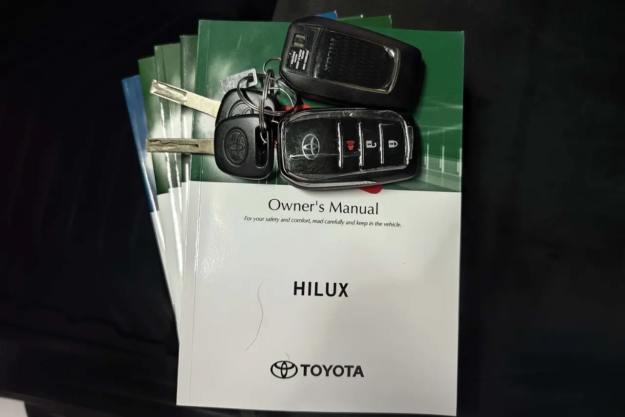 2023 Toyota Hilux Gallery Image 21