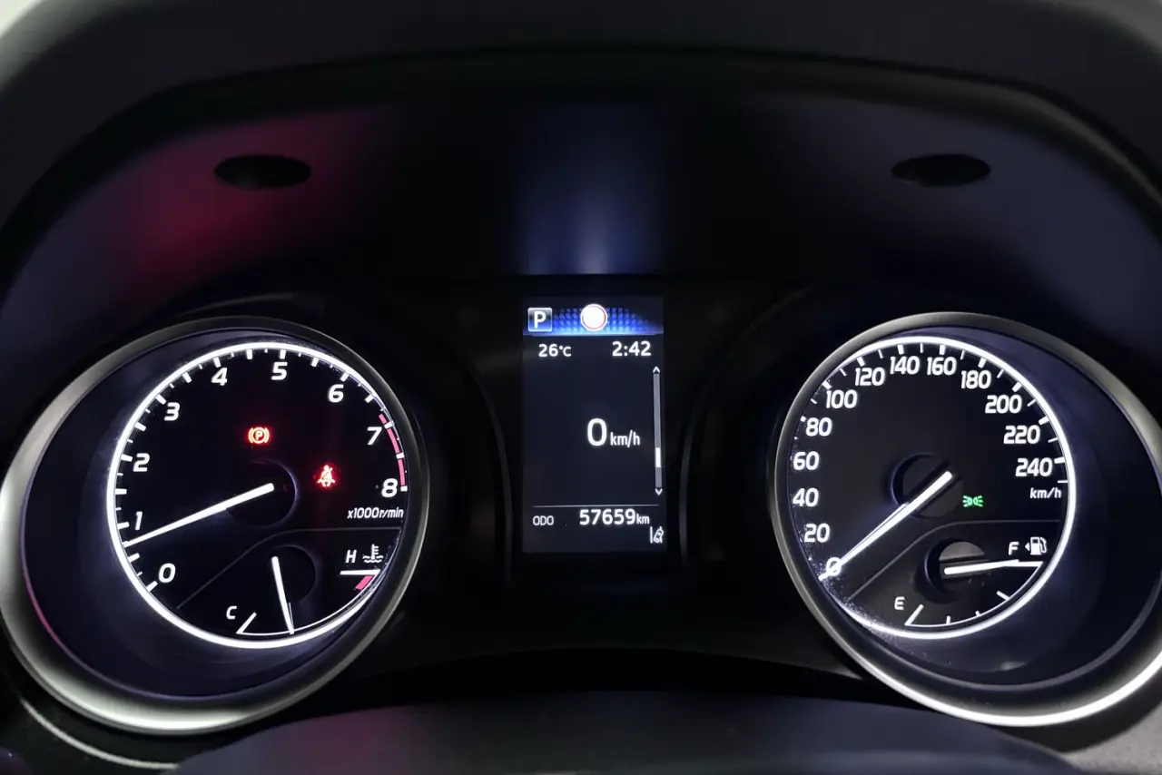 2021 Toyota Camry Gallery Image 17