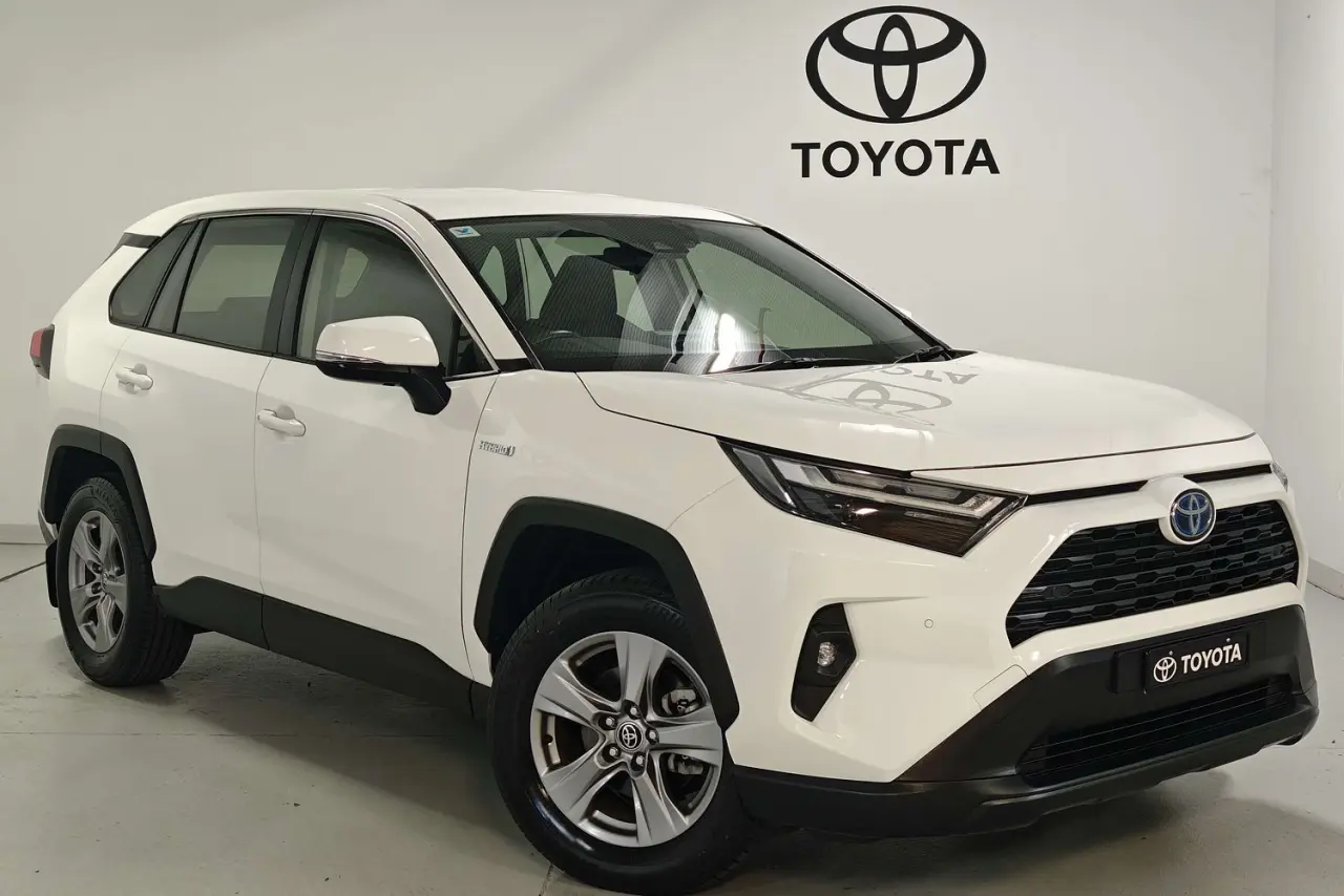 2022 Toyota RAV4 Gallery Image 1