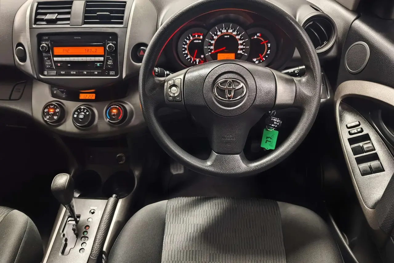 2010 Toyota RAV4 Gallery Image 16