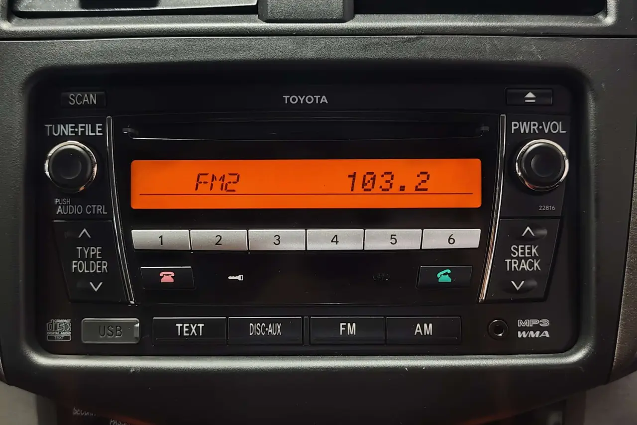 2010 Toyota RAV4 Gallery Image 18