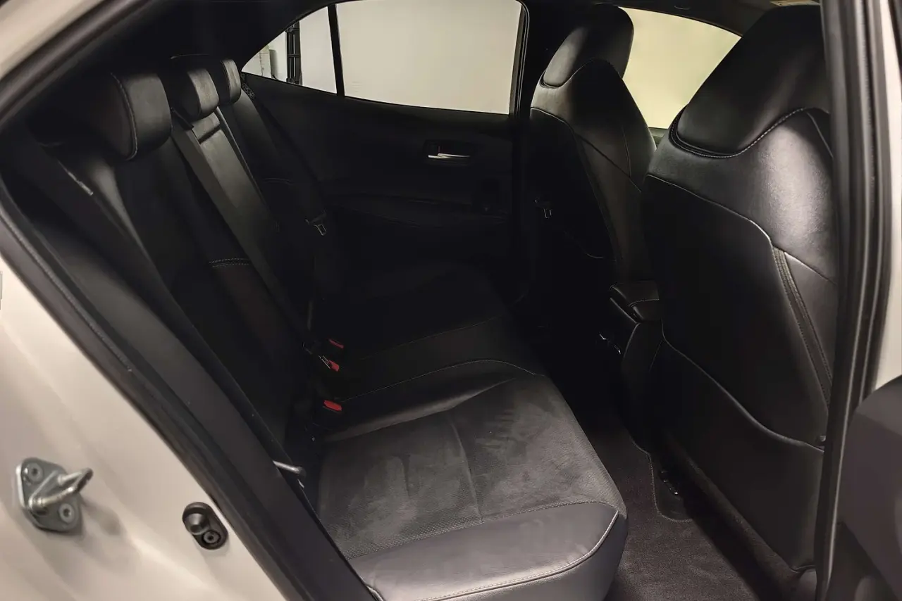 2020 Toyota Corolla Gallery Image 11