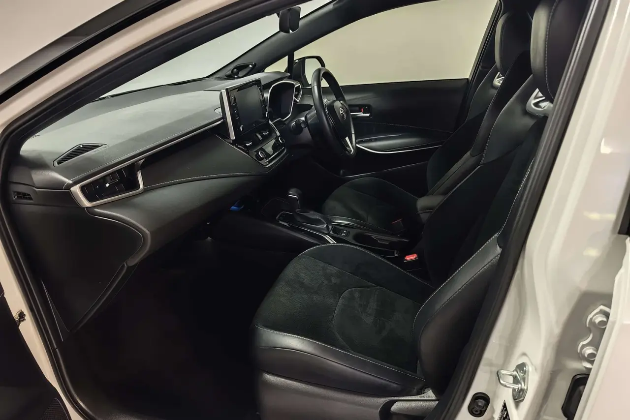 2020 Toyota Corolla Gallery Image 14