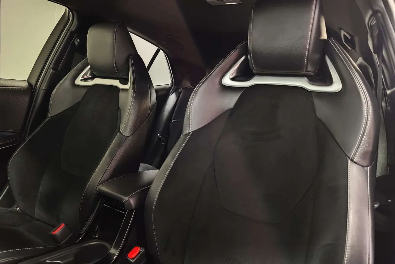 2020 Toyota Corolla Gallery Image 15