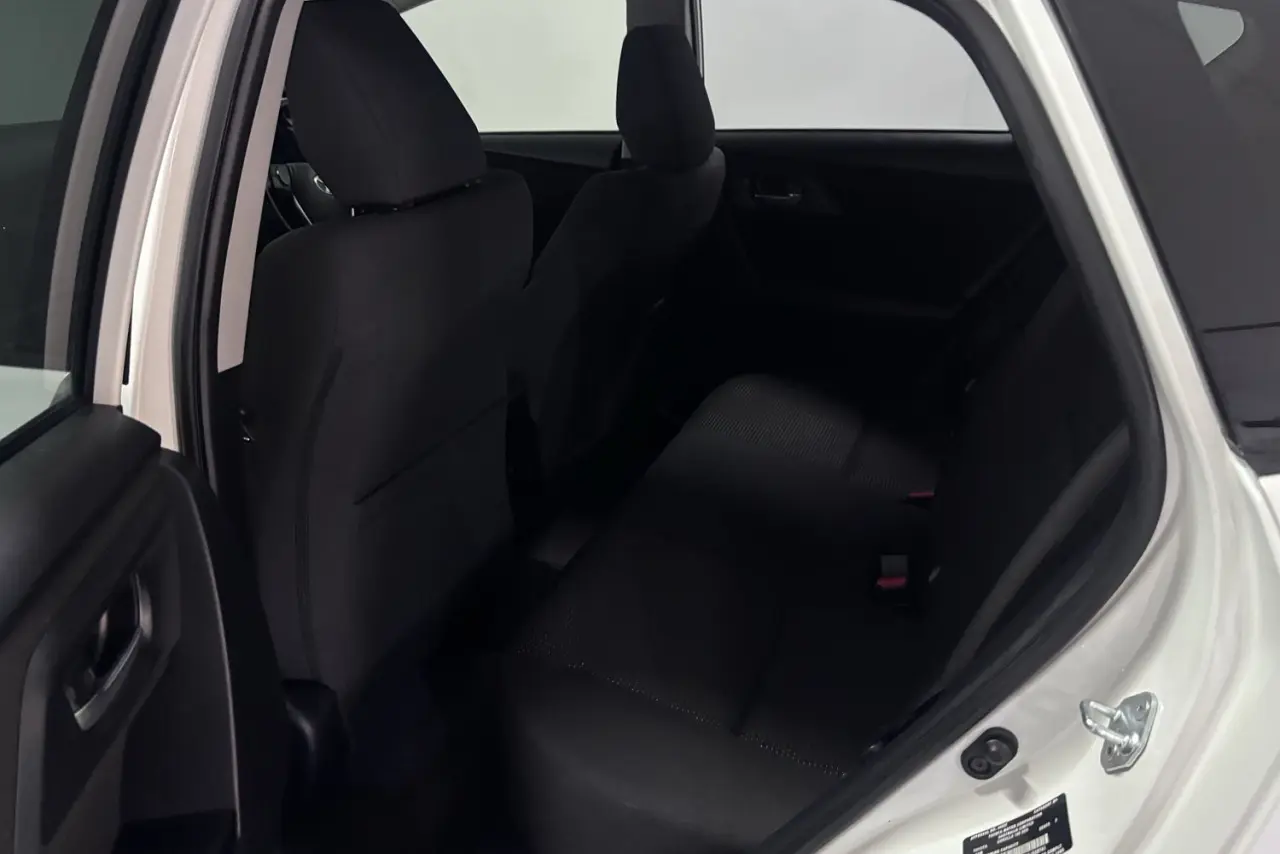 2016 Toyota Corolla Gallery Image 13