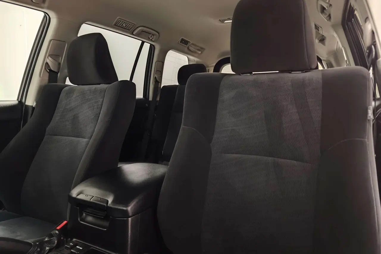 2023 Toyota Landcruiser Prado Gallery Image 16