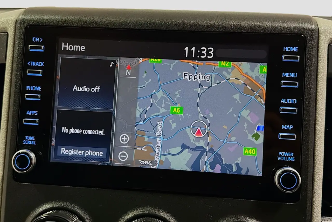 2020 Toyota Hiace Gallery Image 14